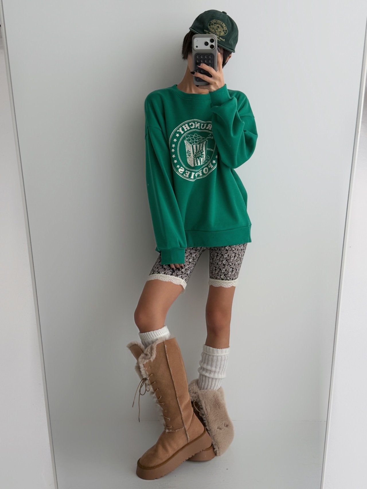 Crunchy Poppies Fleece Graphic Sweatshirt Made in Korea