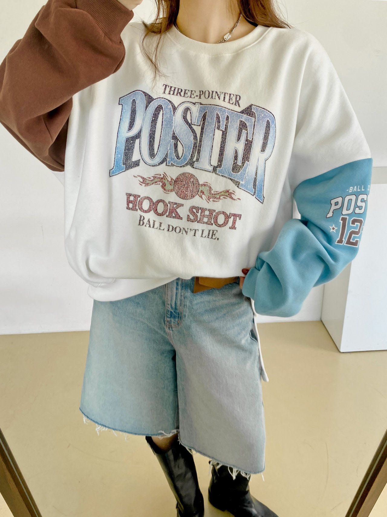 Poster Hook Shot Vintage Color-Block Sweatshirt