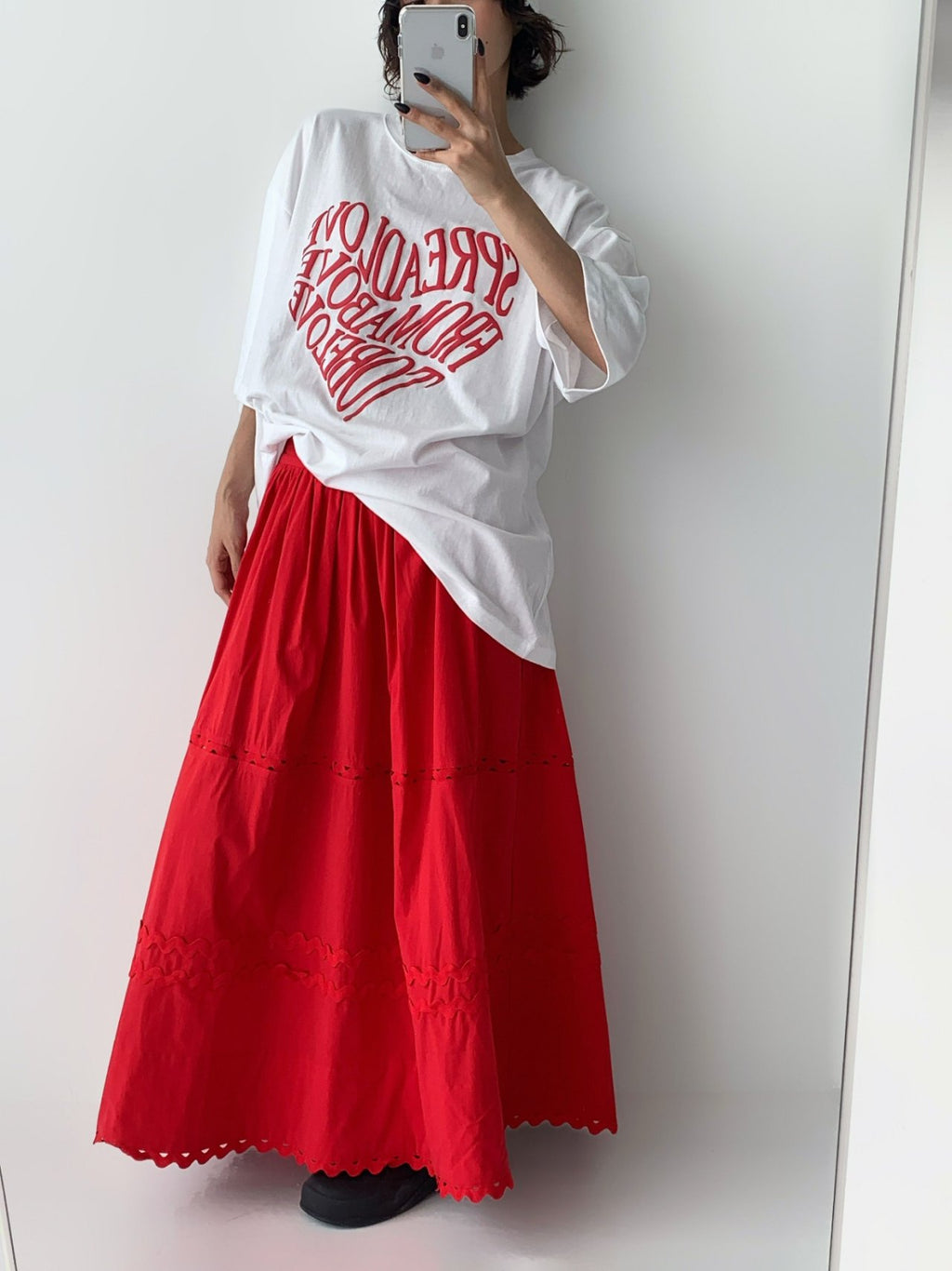 Spread Love Heart Graphic 100% Cotton Tee Made in Korea - Luckyplanetusa