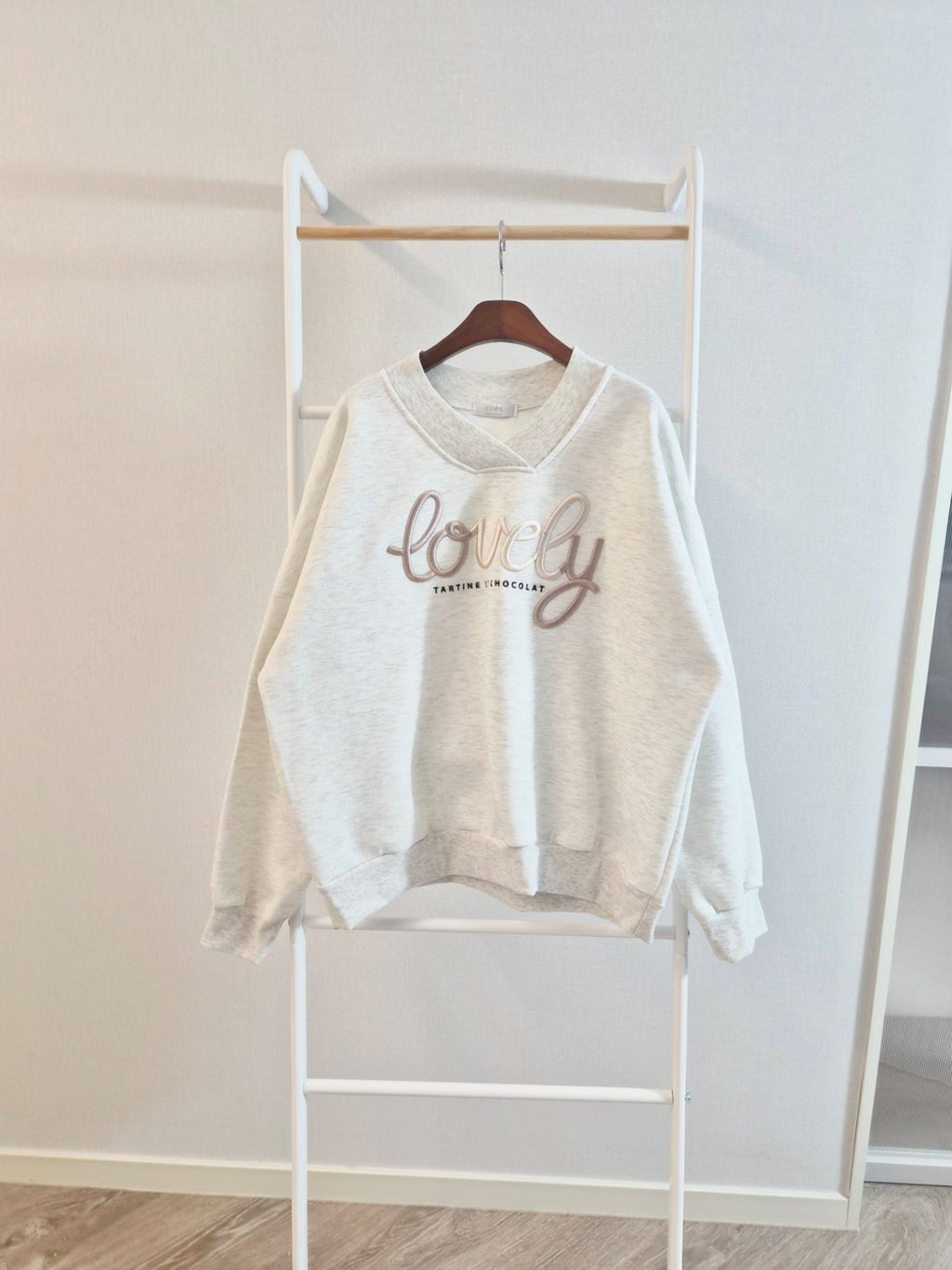 Lovely V-Neck Embroidered Sweatshirt – Made in Korea