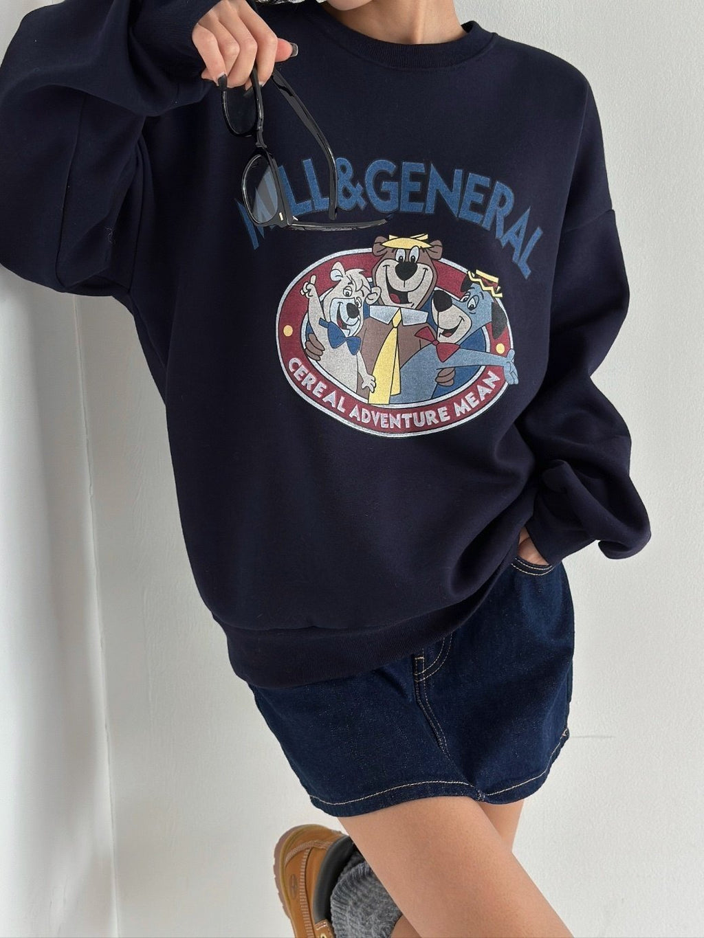 Mill & General Retro Cartoon Sweatshirt – Oversized Fit