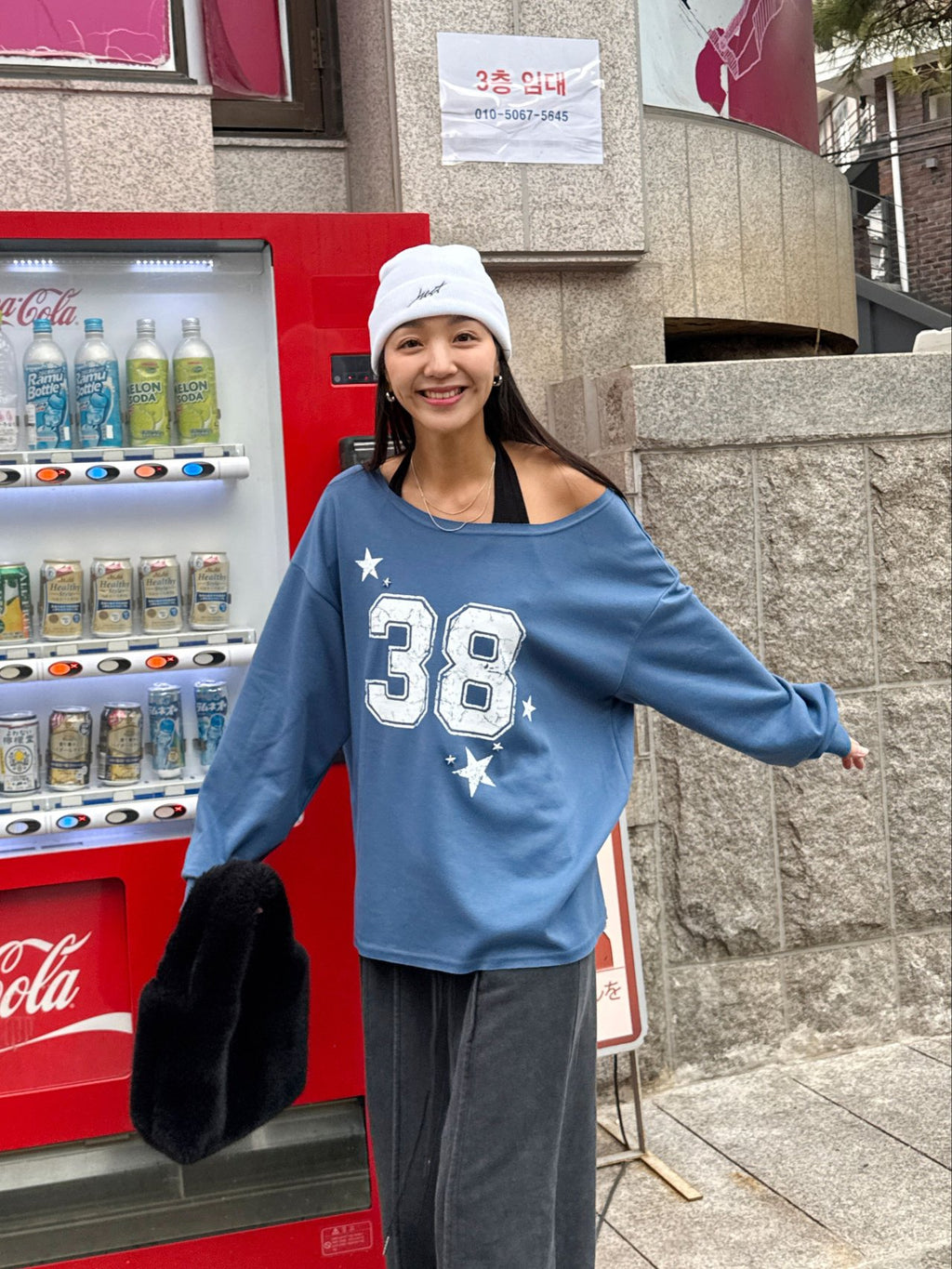 Star Number 38 Off-Shoulder Relax Tee Made in Korea