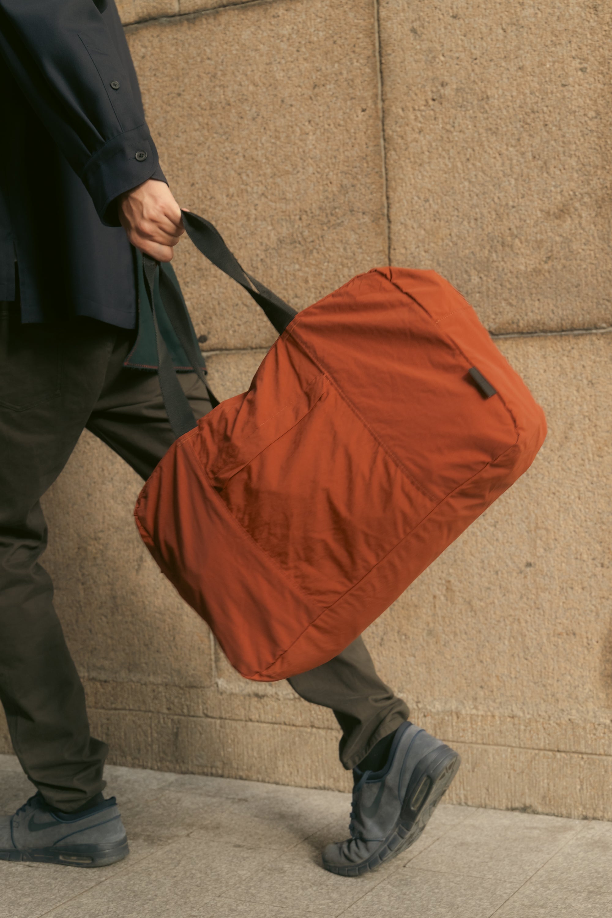 FeatherLite Foldable Travel Tote – Brick Brown