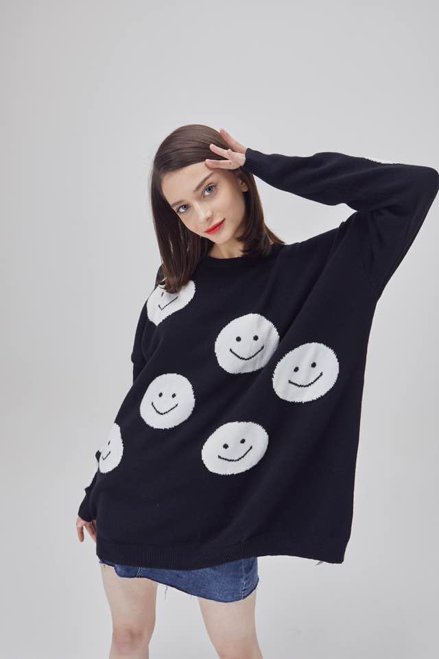 Smile All around Sweater - Luckyplanetusa