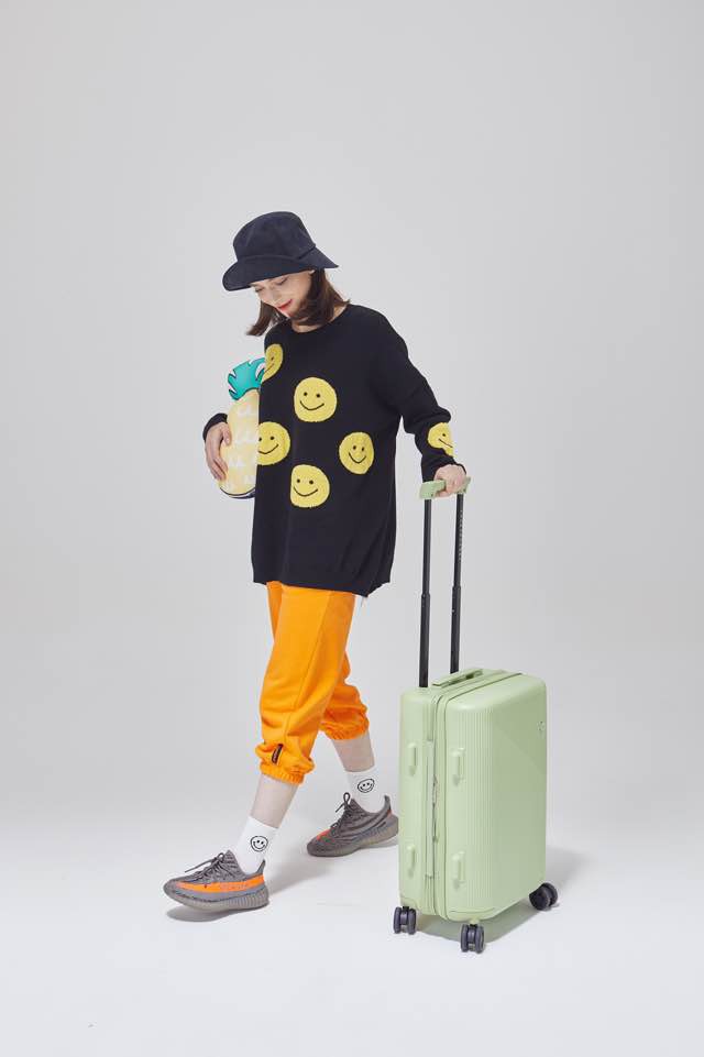 Smile All around Sweater - Luckyplanetusa