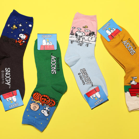 Snoopy characters Holiday Crew Socks