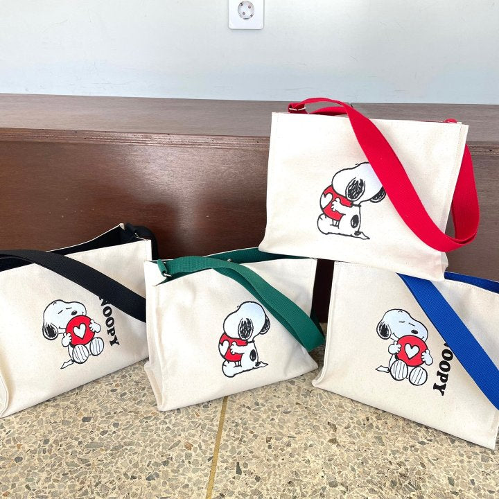 Snoopy Daily Canvas Shoulder/ Cross Bag- Peanuts Official