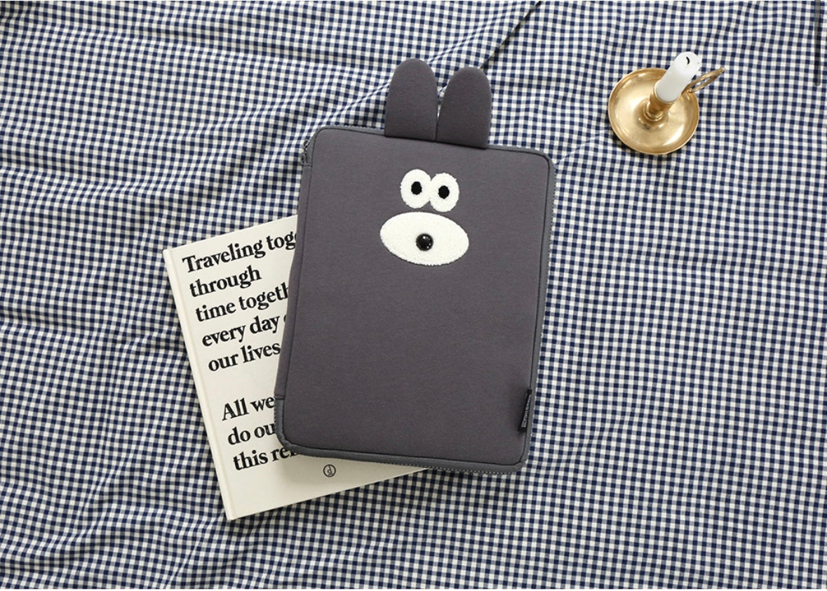 My fluffy friend 11” iPad pouch