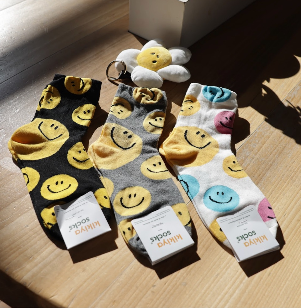 Smile all around Socks 3color mix - Luckyplanetusa