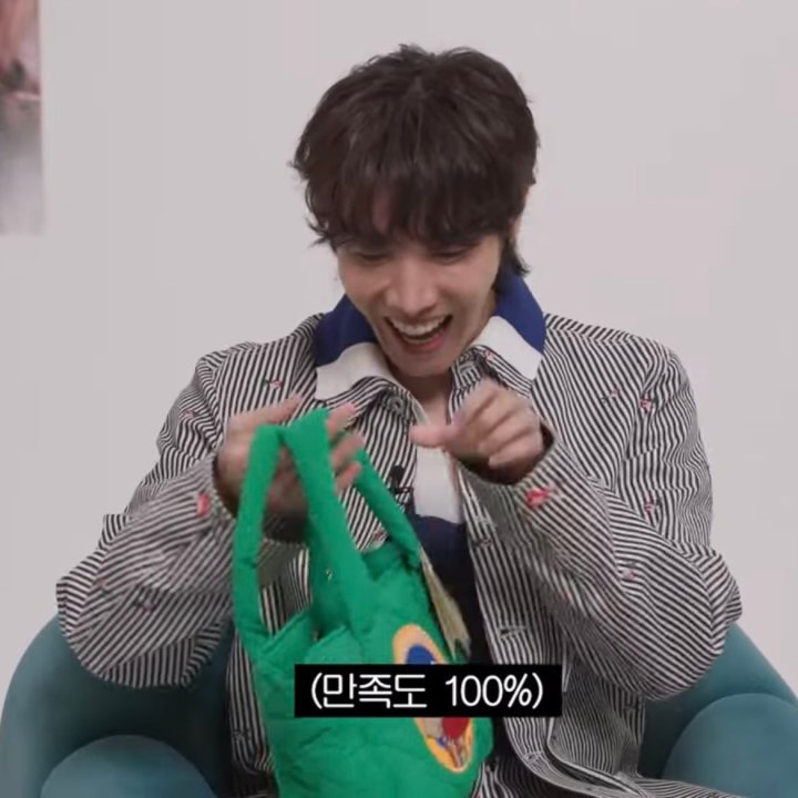 J-Hope's Pick Snoopy Stitch Cross Bag - Luckyplanetusa